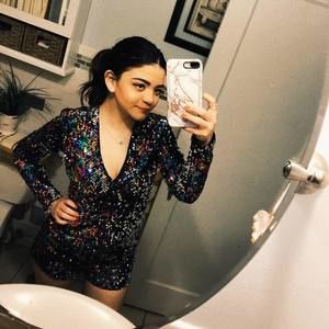 Meet your Posher, Keila